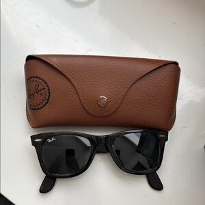 Ray-Ban Black Sunglasses with Brown Case